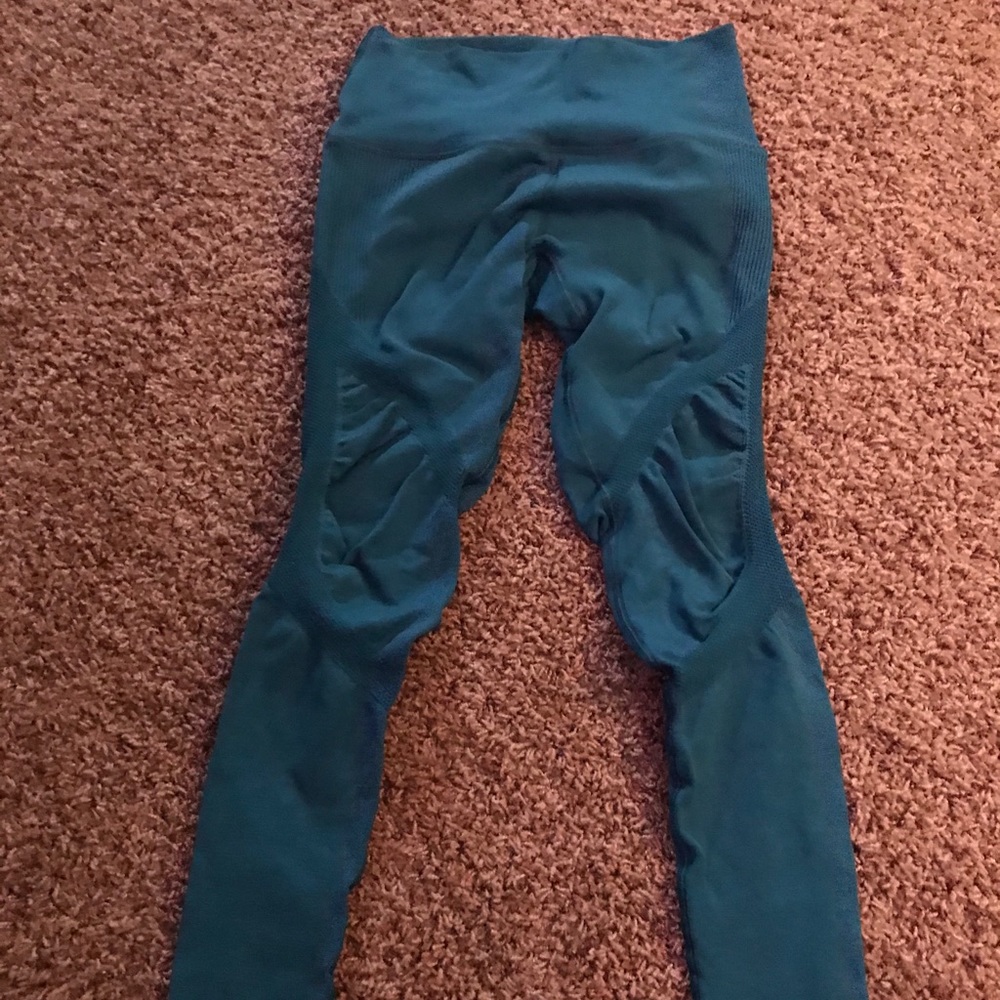Alphalete leggings